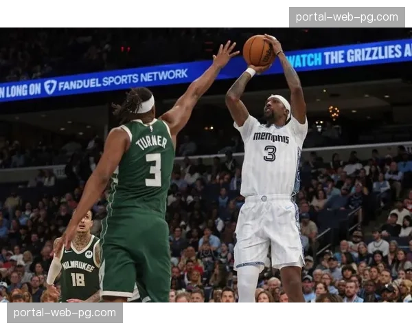 考德威尔-波普接受右手小指复位手术,灰熊后场轮换面临考验 考德威尔-波普接受右手小指复位手术,灰熊后场轮换面临考验